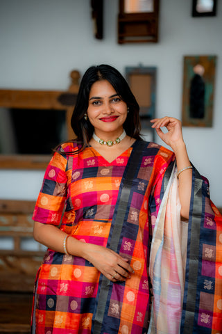 KUYIL | MATERNITY KURTI SET
