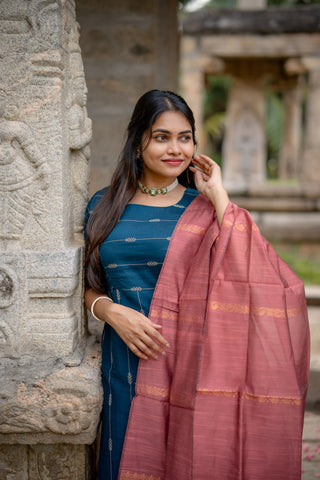 VIYAANI | MATERNITY KURTI SET