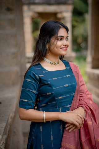 VIYAANI | MATERNITY KURTI SET