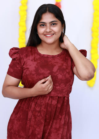 MAROON TIE & DYE | ZIPLESS MATERNITY MAXI-PUFF SLEEVES | FULL LENGTH MAXI