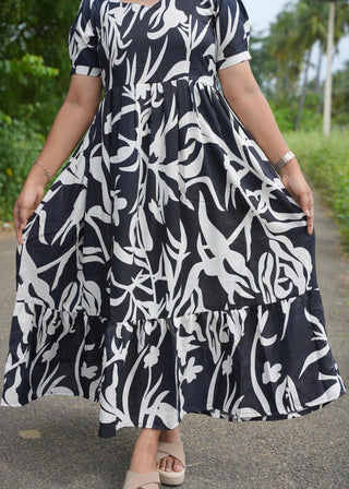 BLACK WHITE LEAFY | MATERNITY MAXI ANKLE LENGTH