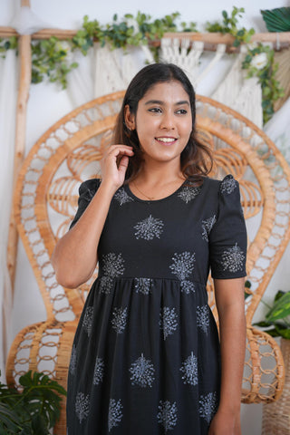 MAJESTIC BLACK | NON-FEEDING MAXI – PUFF SLEEVES | FULL LENGTH MAXI