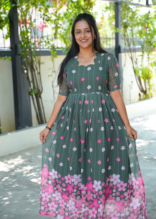 BOTTLE GREEN DAISY | MATERNITY GEORGETTE MAXI FULL LENGTH