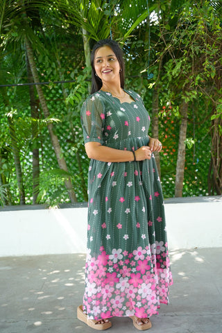 BOTTLE GREEN DAISY | MATERNITY GEORGETTE MAXI FULL LENGTH