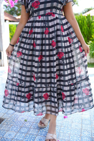 ROSETTE CHECK | MATERNITY GEORGETTE MAXI ANKLE LENGTH