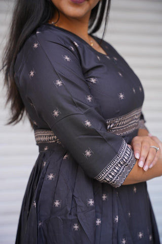 ROYAL BLACK | MATERNITY MAXI FULL LENGTH