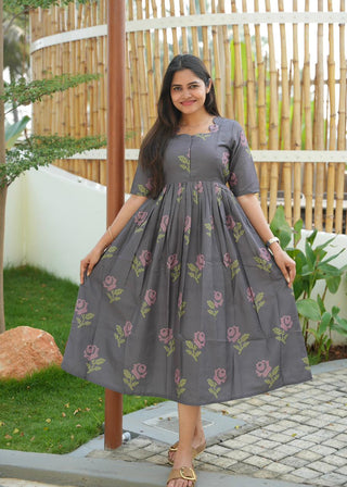 DOTTED ROSE | MATERNITY MAXI ANKLE LENGTH