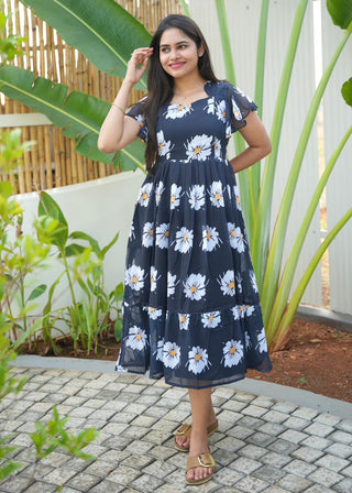 BLACK DAISY | MATERNITY GEORGETTE MAXI ANKLE LENGTH