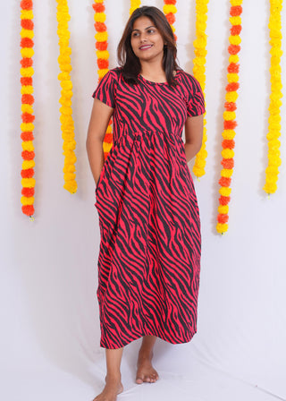 BLACK RED ZEBRA | NON-FEEDING MAXI –SHORTSLEEVES | ANKLE LENGTH MAXI