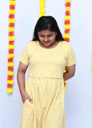 YELLOW HEARTS | ZIPLESS MATERNITY MAXI-SHORT SLEEVES | FULL LENGTH MAXI
